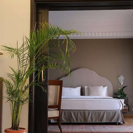 Warwick Palm Beach Hotel Beirute Exterior foto