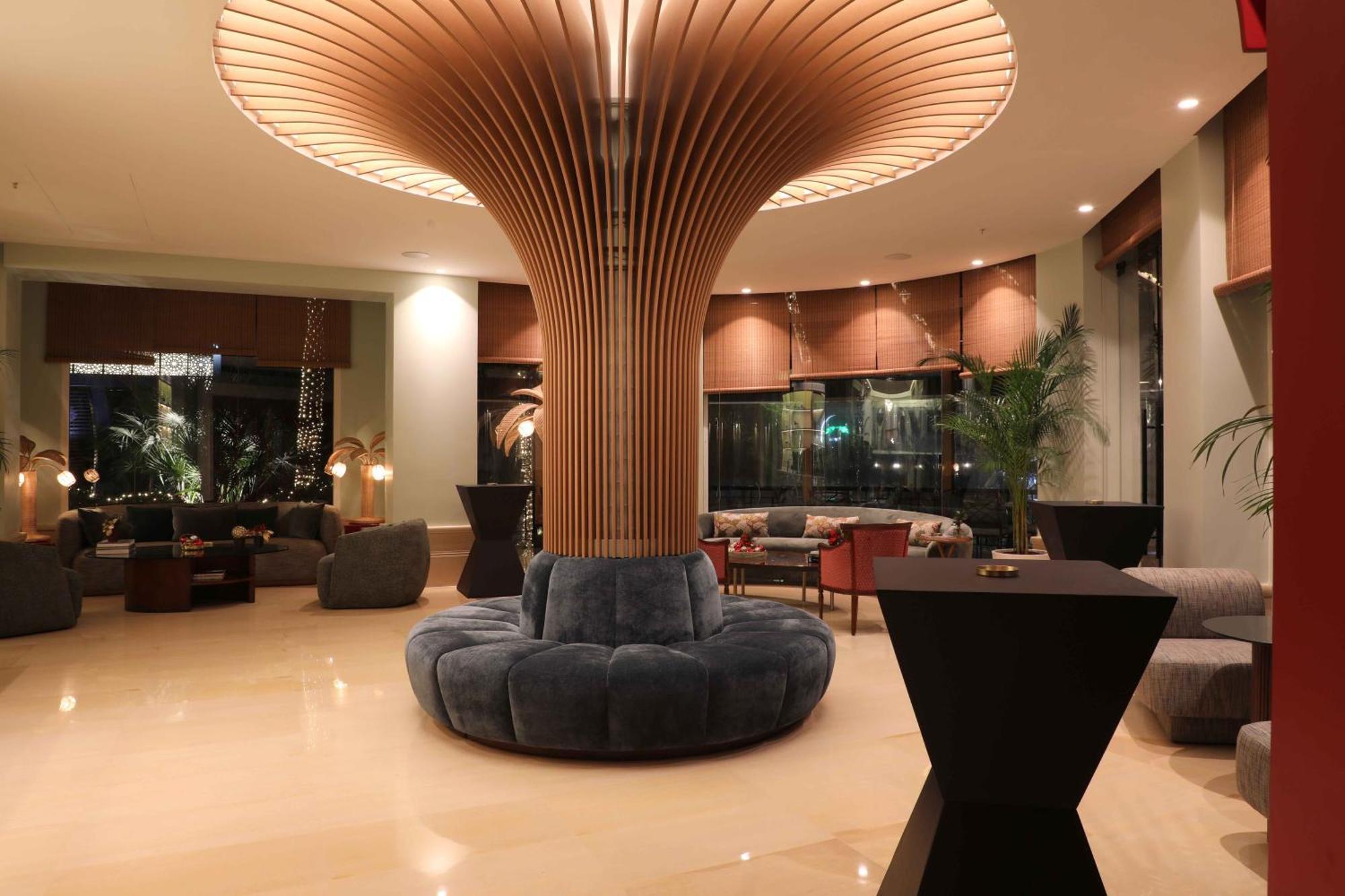 Warwick Palm Beach Hotel Beirute Exterior foto