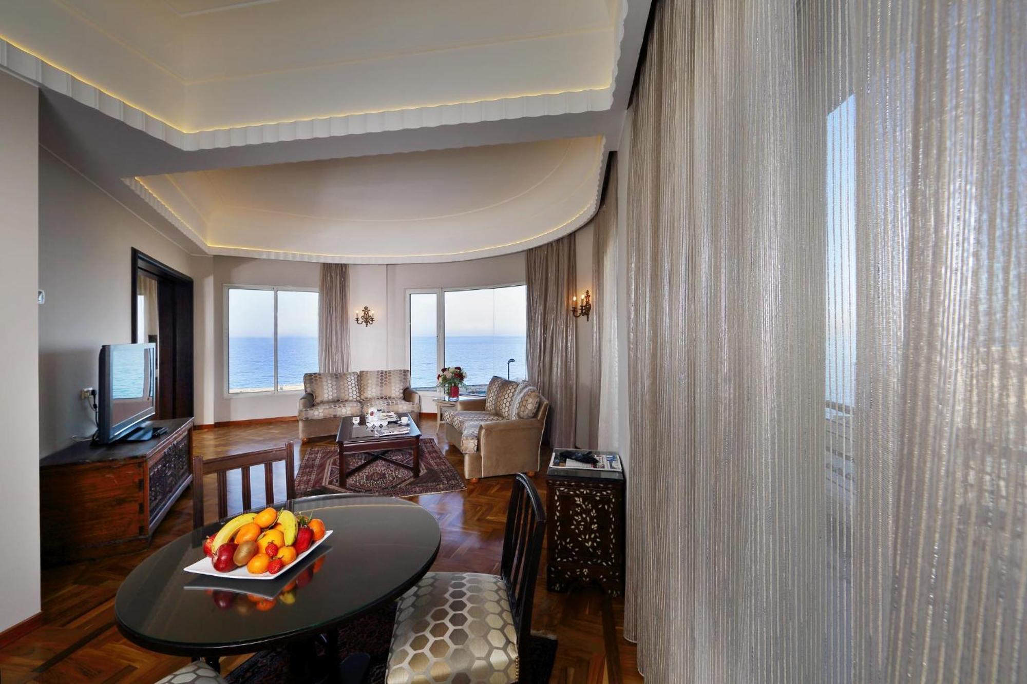 Warwick Palm Beach Hotel Beirute Quarto foto